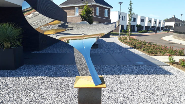 kunstopdracht modern sculptuur van RVS