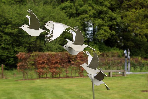 vogelbeeld gestileerd-rvs-sculptuur-vogels-puttertjes