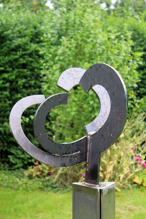 abstracte-stalen-sculptuur