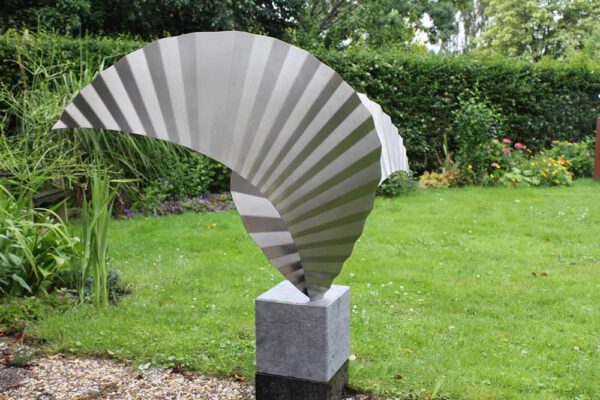 art assignment stainless steel sculpture Wings