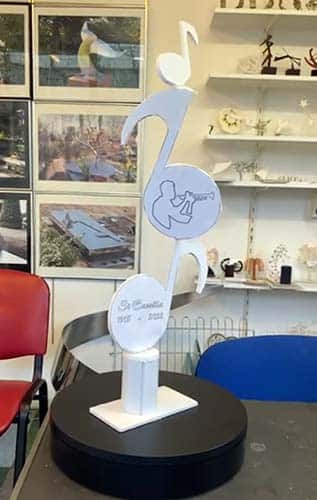 model kunstwerk in opdracht muzieknoten