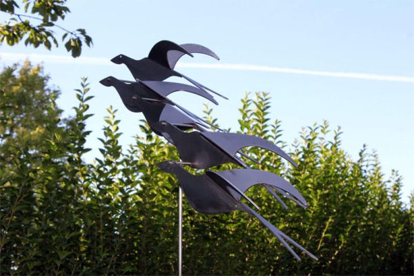 stainless steel garden statue - bird's eye view